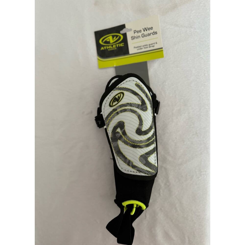 Athletic Works Soccer Pee Wee Shin Guards Size S, NWT